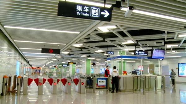 扫一扫就能买！南宁地铁全线可用二维码支付购票，时间省一半