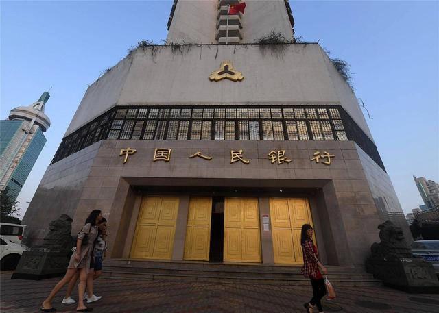 央行“国家队”出手，打破微信支付宝双雄格局，支付方式很神奇