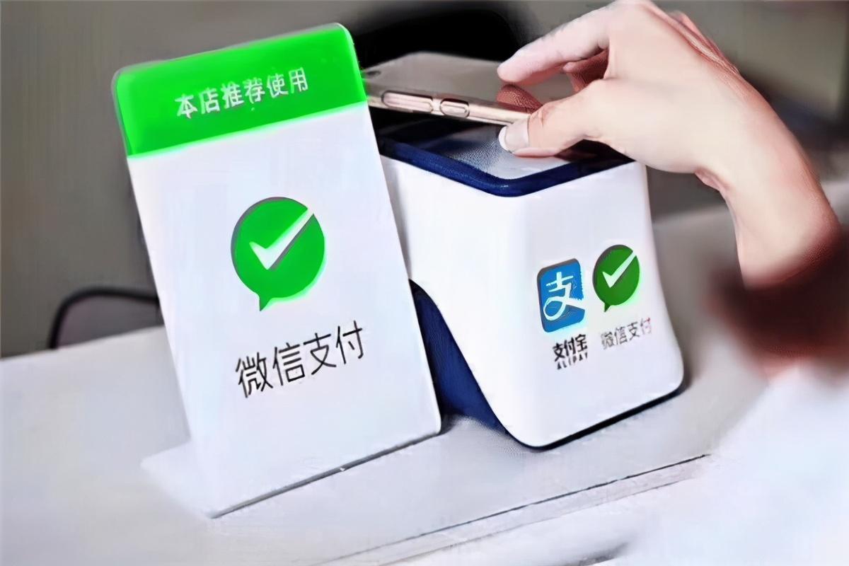 中国开启刷脸支付模式,外国还用现金,是OUT还是“故意”?